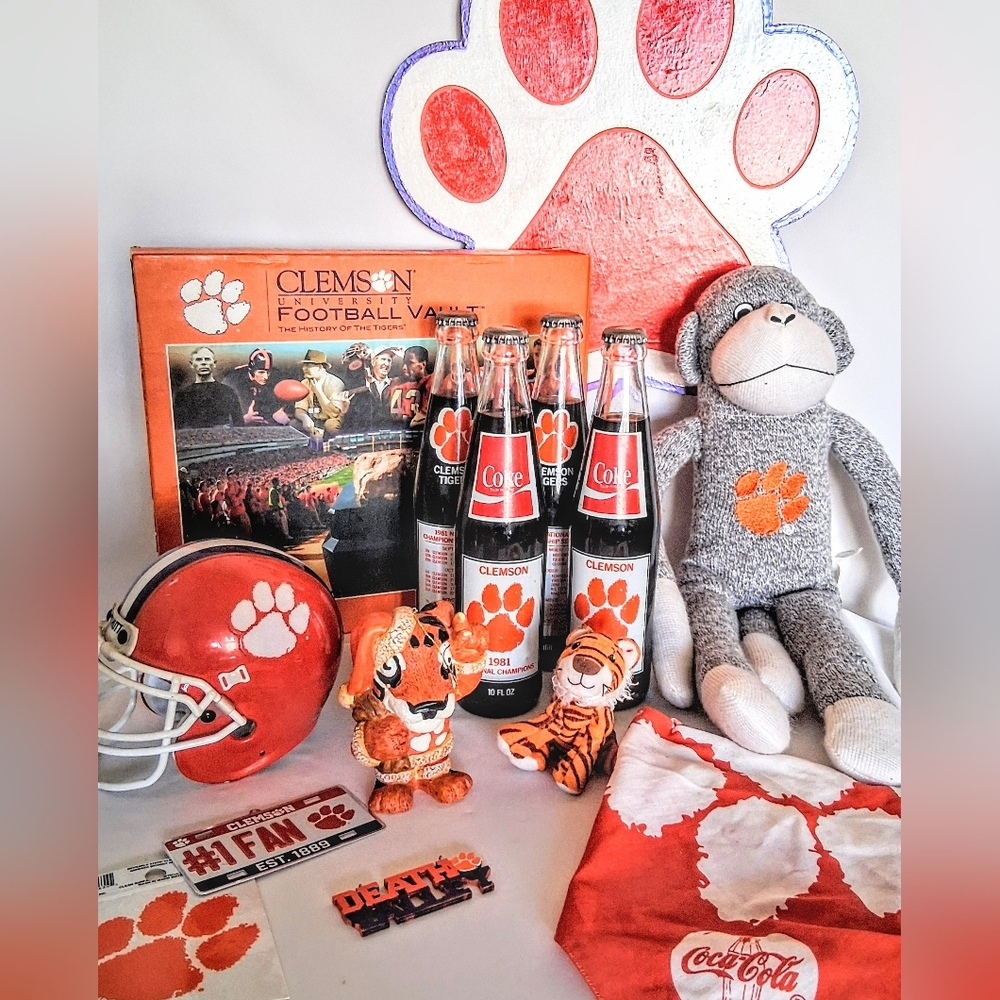 Awesone Clemson Tiger Vintage Curated Fans Treasure Box